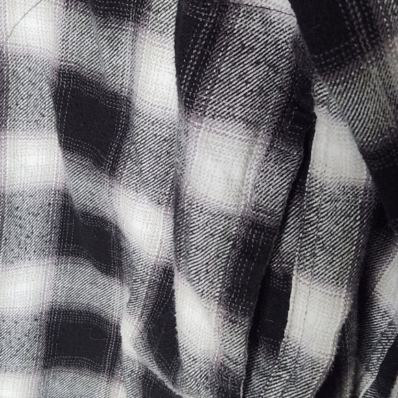 American Eagle Button-Up Shirt Mens Size XL Black/White Plaid Long Sleeve Cotton - Picture 3 of 7